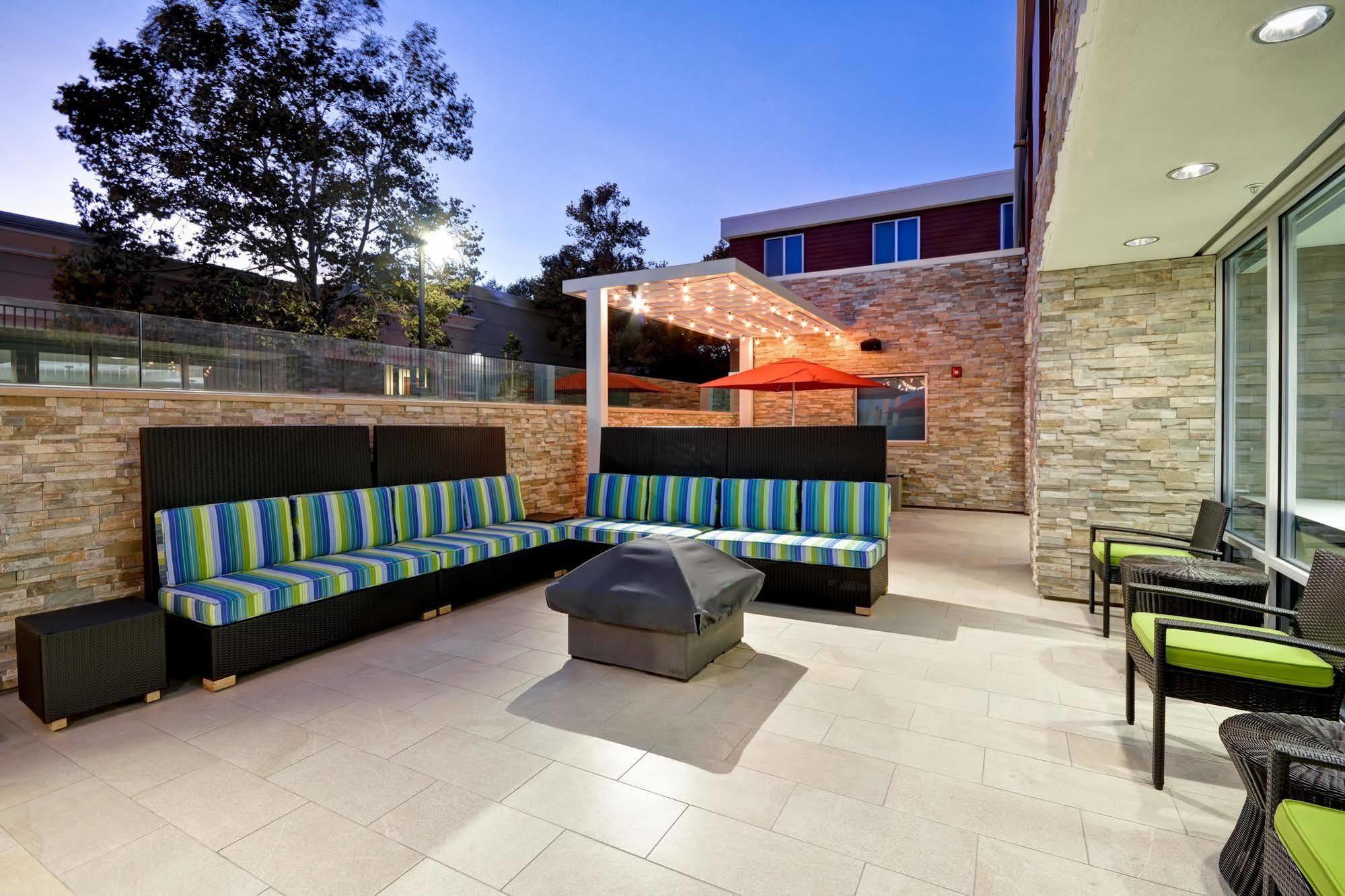 Home2 By Hilton 3* Livermore